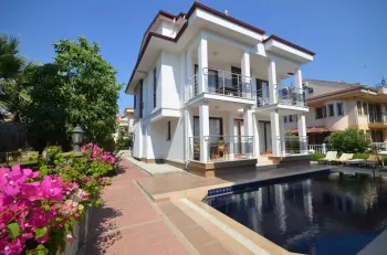 Furnished and decorated apartment in Calis Fethiye